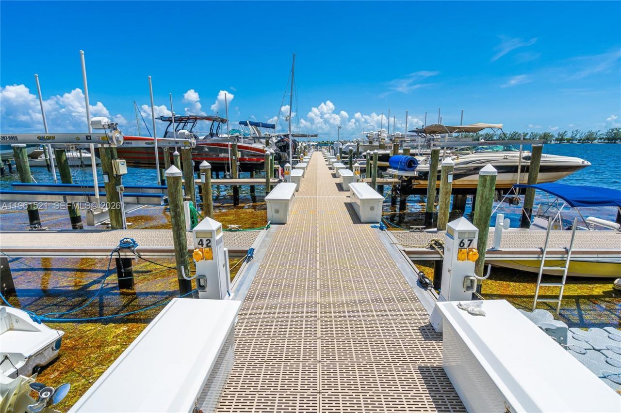 1925 Brickell Ave, Unit 606, Miami, FL 33129 Photo