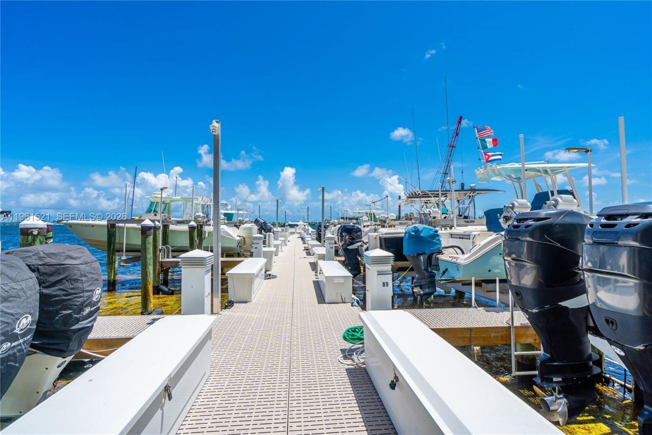 1925 Brickell Ave, Unit 606, Miami, FL 33129 Photo