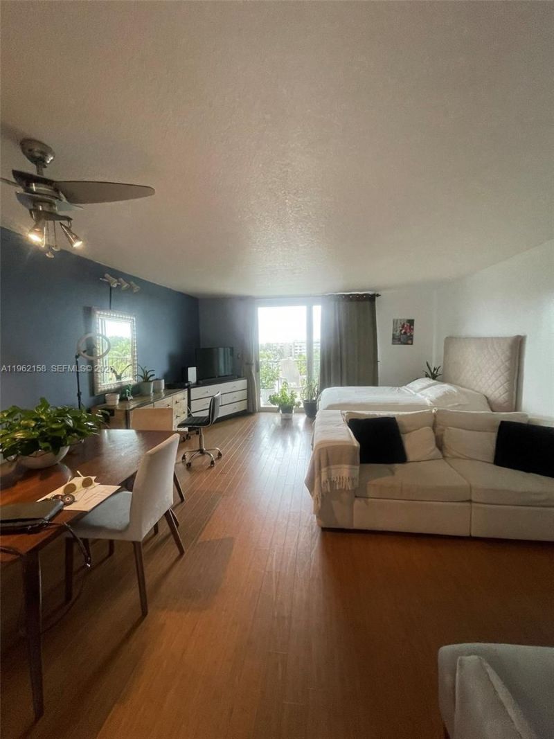 12500 NE 15th Ave, Unit 512, North Miami, FL 33161 Photo
