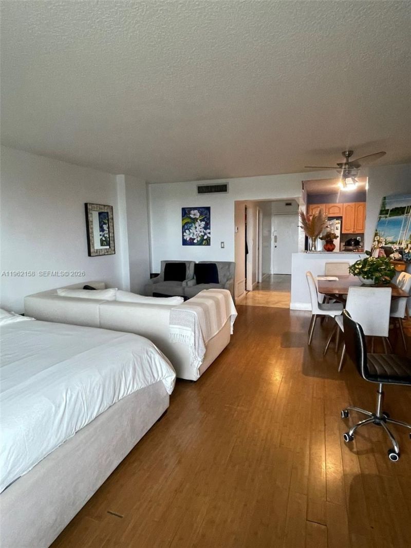 12500 NE 15th Ave, Unit 512, North Miami, FL 33161 Photo