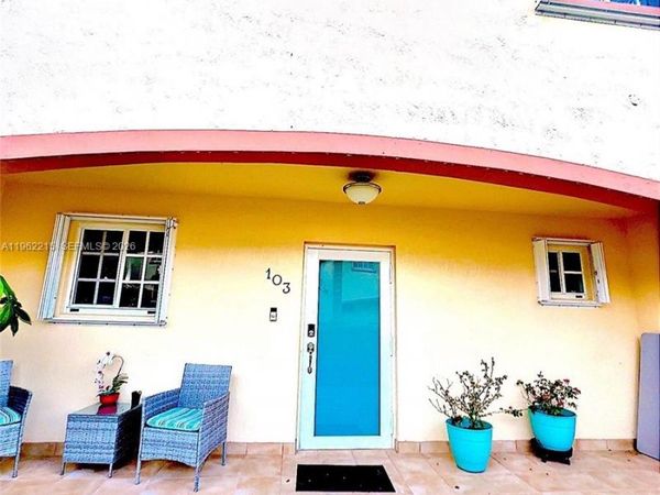 6761 NW 182nd St, Unit 103, Hialeah, FL 33015