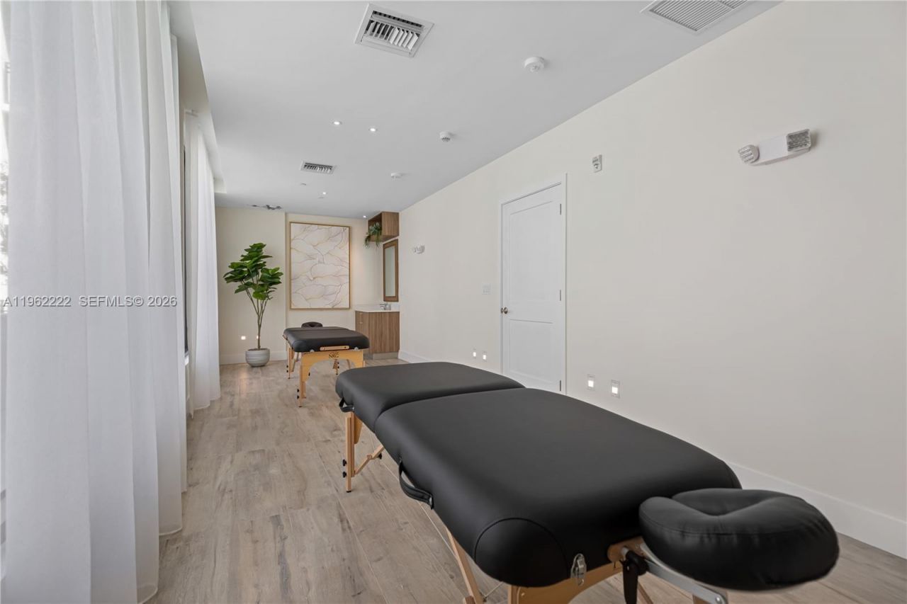 208 N Federal Hwy, Unit 221, Pompano Beach, FL 33062 Photo