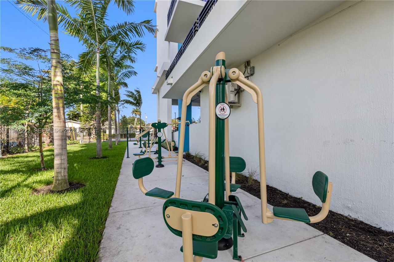 208 N Federal Hwy, Unit 221, Pompano Beach, FL 33062 Photo