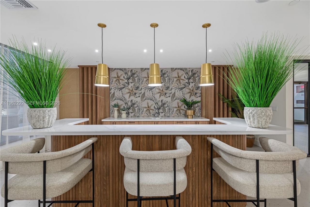 208 N Federal Hwy, Unit 221, Pompano Beach, FL 33062 Photo