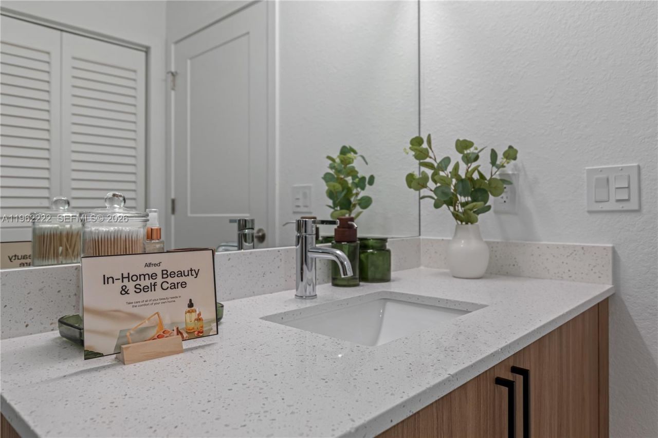 208 N Federal Hwy, Unit 221, Pompano Beach, FL 33062 Photo