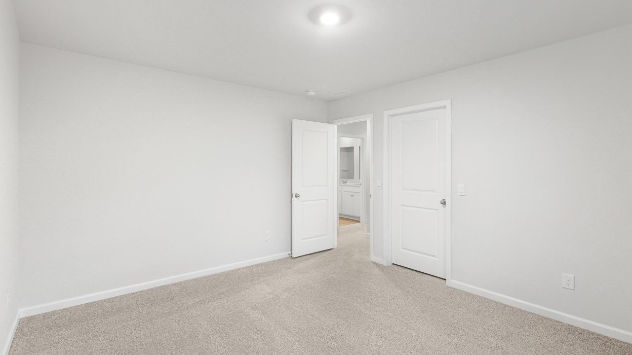 204 Hawk Tail Court Photo 25