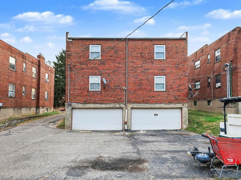 7119 Eastlawn Drive, Cincinnati, OH 45237 Photo 18