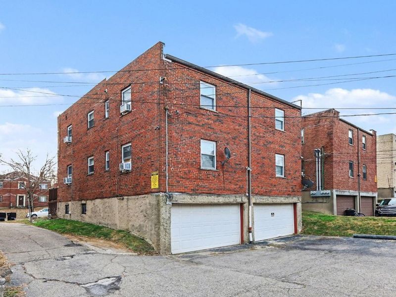 7119 Eastlawn Drive, Cincinnati, OH 45237 Photo 24