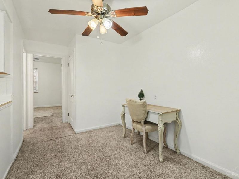 7119 Eastlawn Drive, Cincinnati, OH 45237 Photo 5