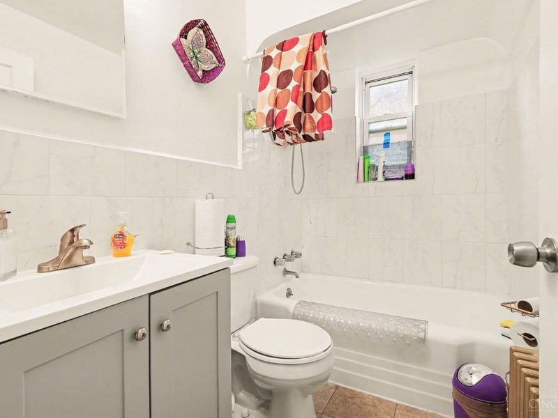 7119 Eastlawn Drive, Cincinnati, OH 45237 Photo 9