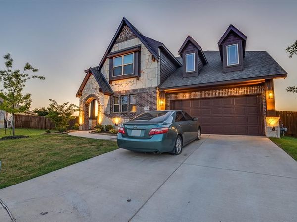 3149 Deer Lake Lane, Mesquite, TX 75181
