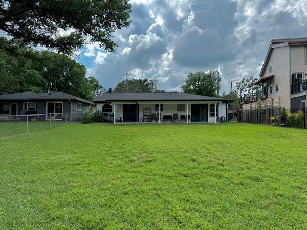 132 Tanda Trail , Trinidad, TX 75163