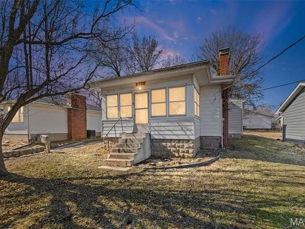 1912 Myrtle Street, Alton, IL 62002
