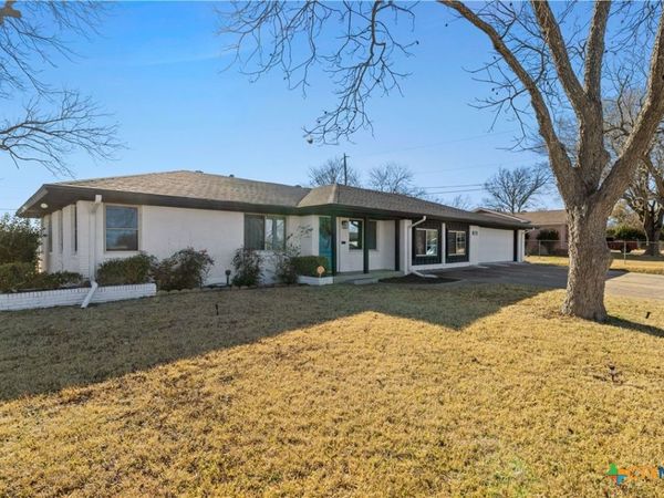 2005 E Avenue I, Temple, TX 76501