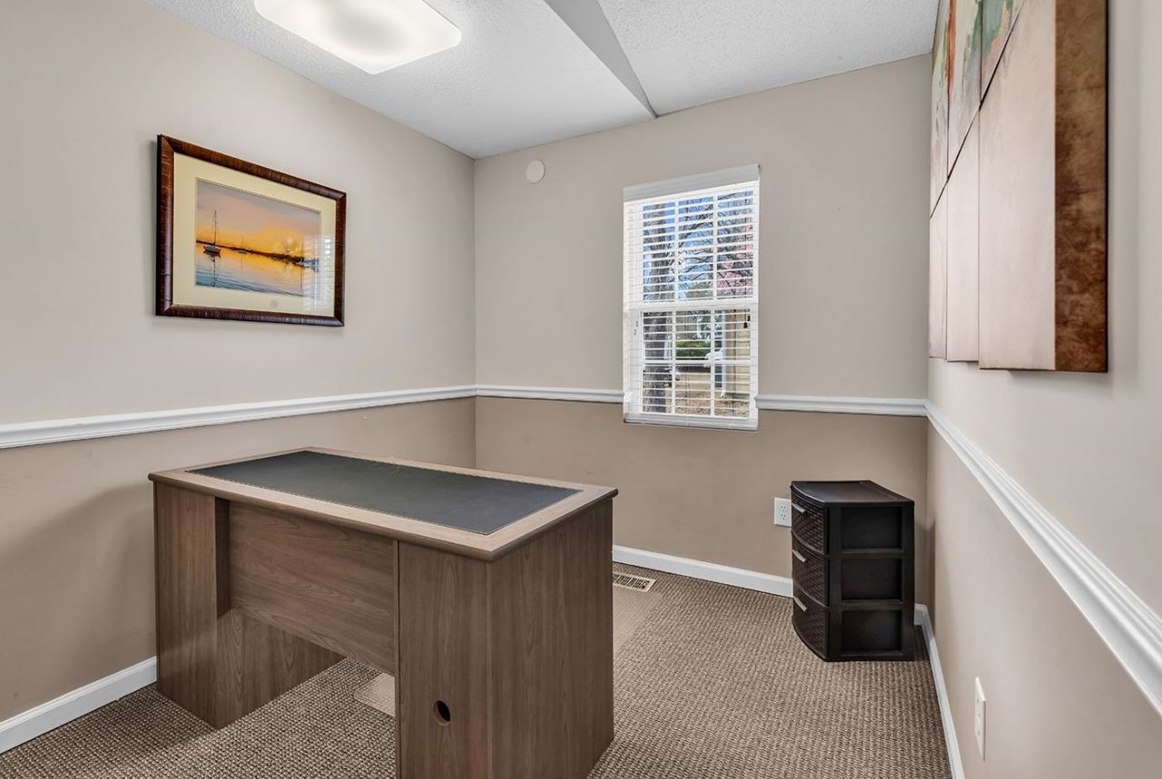 811 6th Ave. S  Photo 25