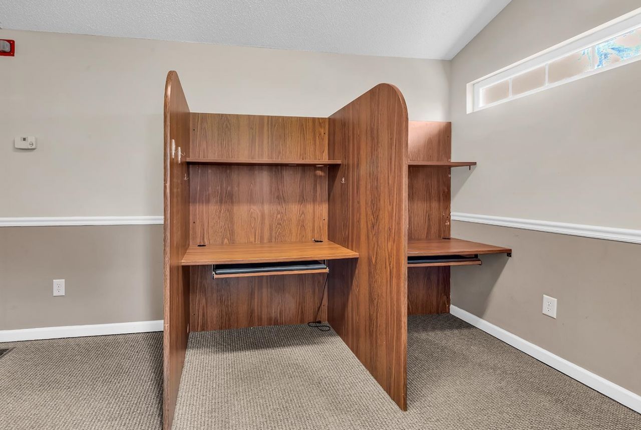 811 6th Ave. S  Photo 27