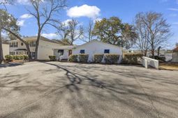 811 6th Ave. S  photo 4