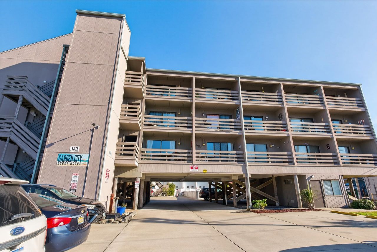 120 Dogwood Dr. N Photo 26