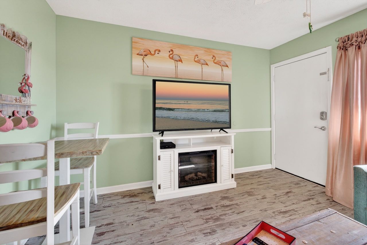 120 Dogwood Dr. N Photo 8