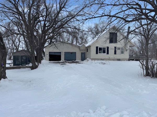 19970 290TH Street, Mason City, IA 50401