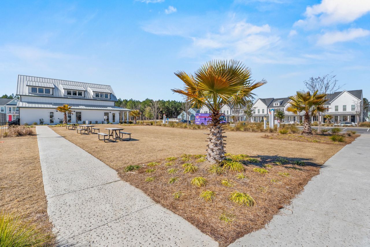 1068 Magnolia Warbler Way Photo 44