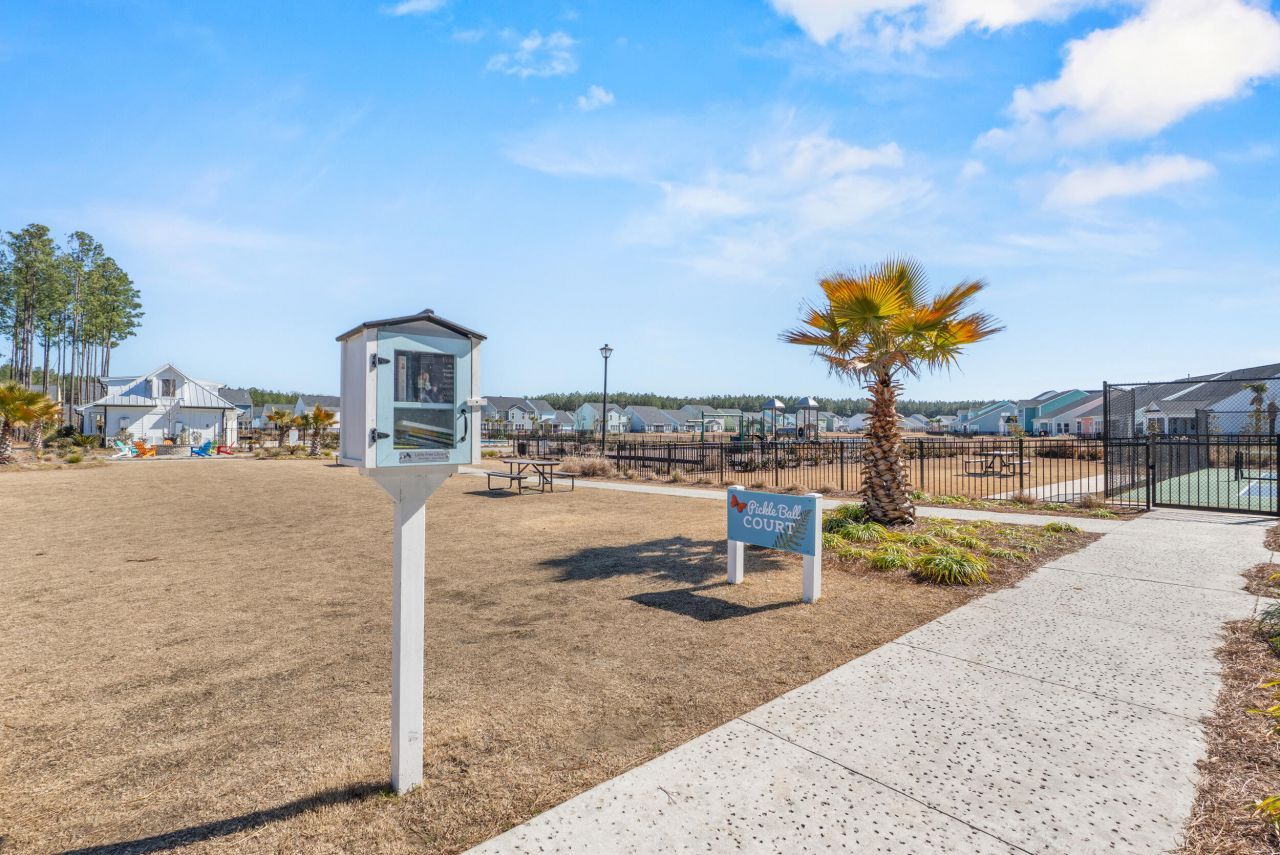 1068 Magnolia Warbler Way Photo 45