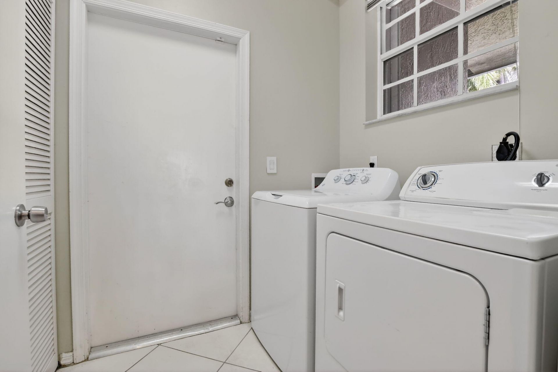 2491 Aragon Boulevard, Unit 1, Sunrise, FL 33322 Photo