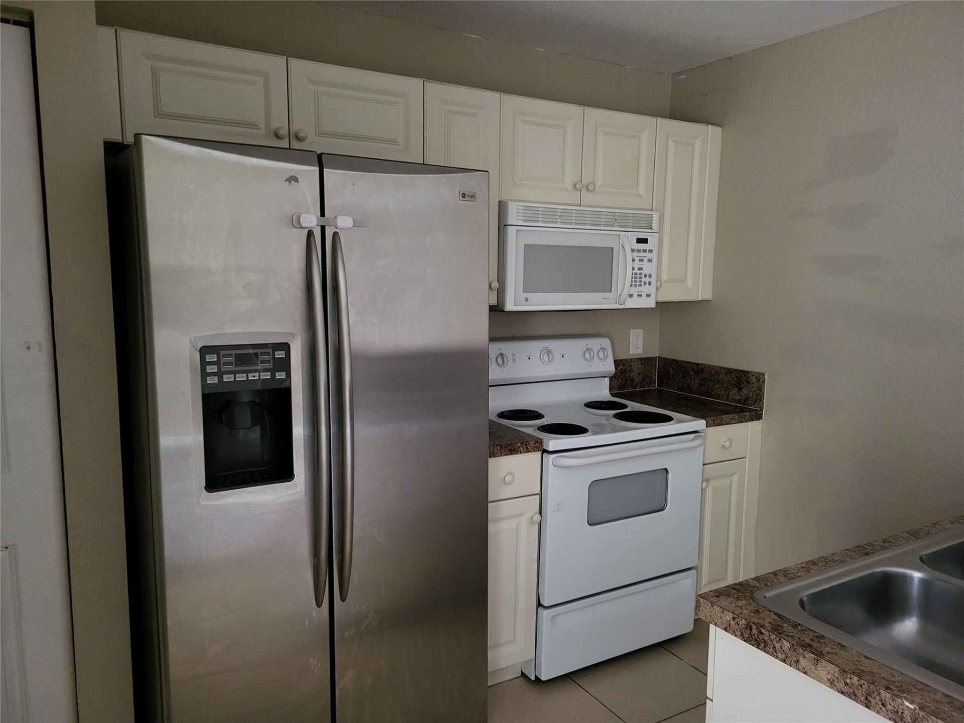 1957 Freeport Lane, Unit 1957, Riviera Beach, FL 33404 Photo