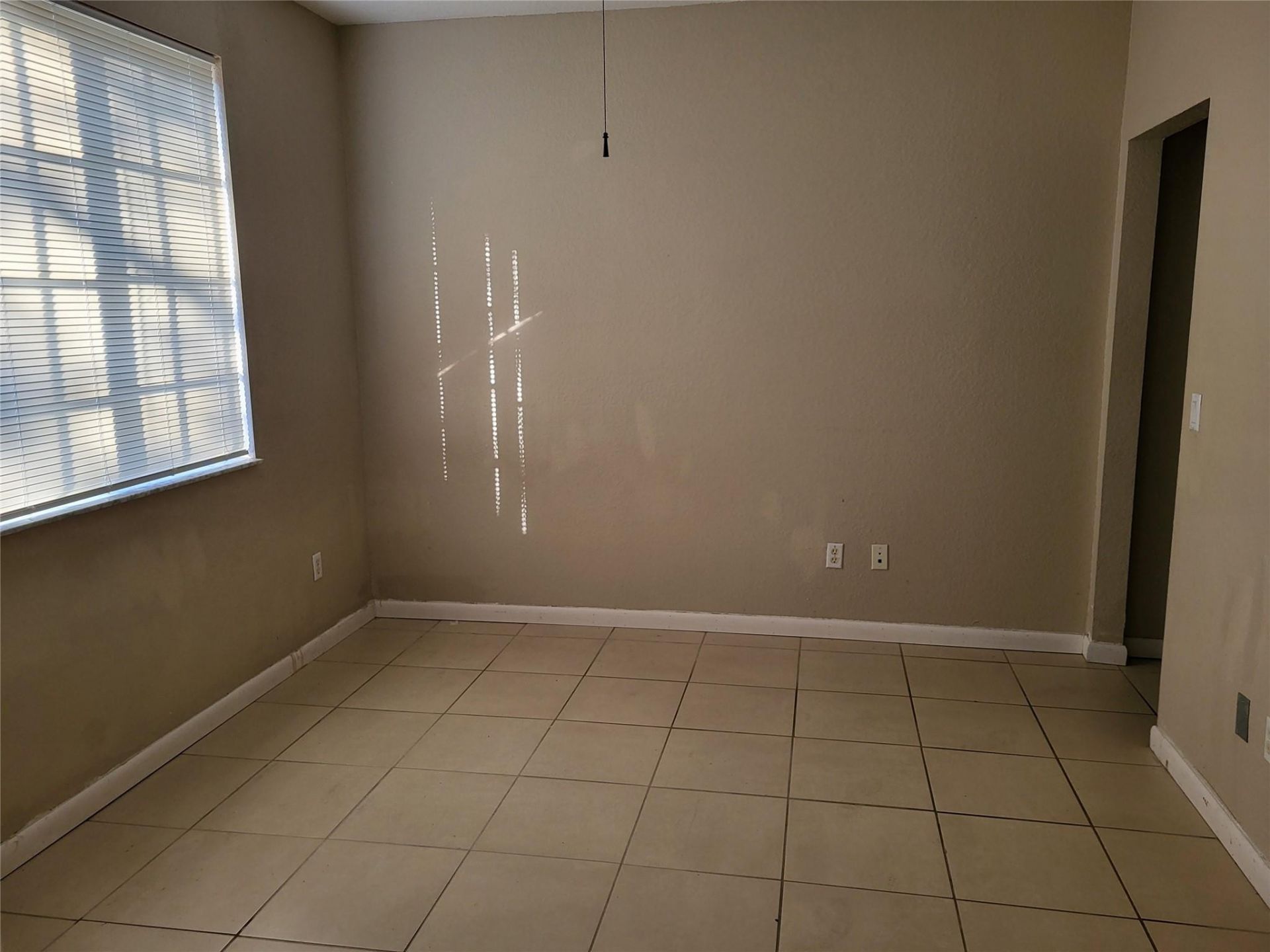 1957 Freeport Lane, Unit 1957, Riviera Beach, FL 33404 Photo