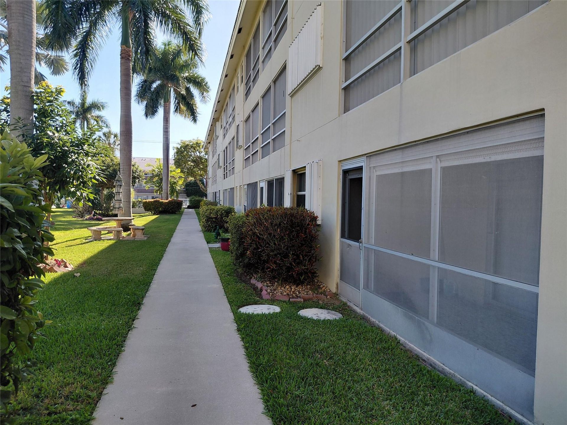 1951 NE 39th Street, Unit 127, Lighthouse Point, FL 33064 Photo