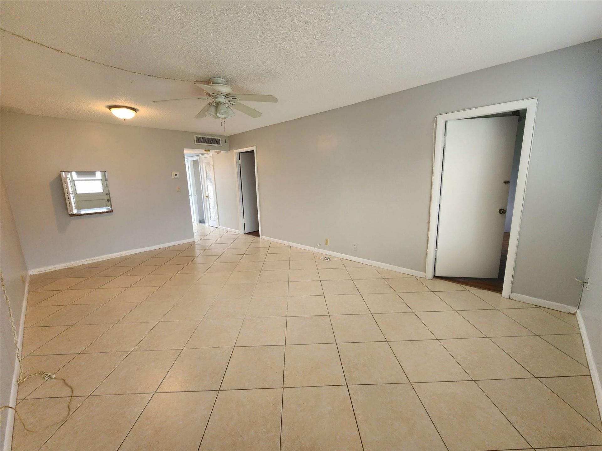 2223 Park Lane, Unit 105, Hollywood, FL 33021 Photo