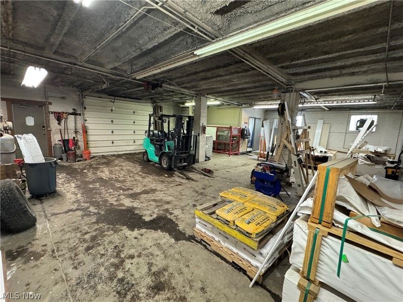 771 Moon Street, Akron, OH 44307 Photo 12