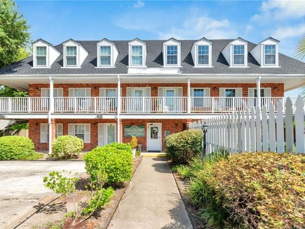 818 MOSS Street, Unit 101, New Orleans, LA 70119