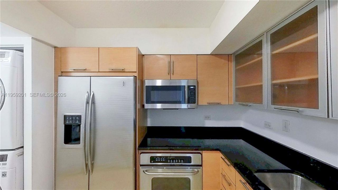 31 SE 5th St, Unit 2408, Miami, FL 33131 Photo