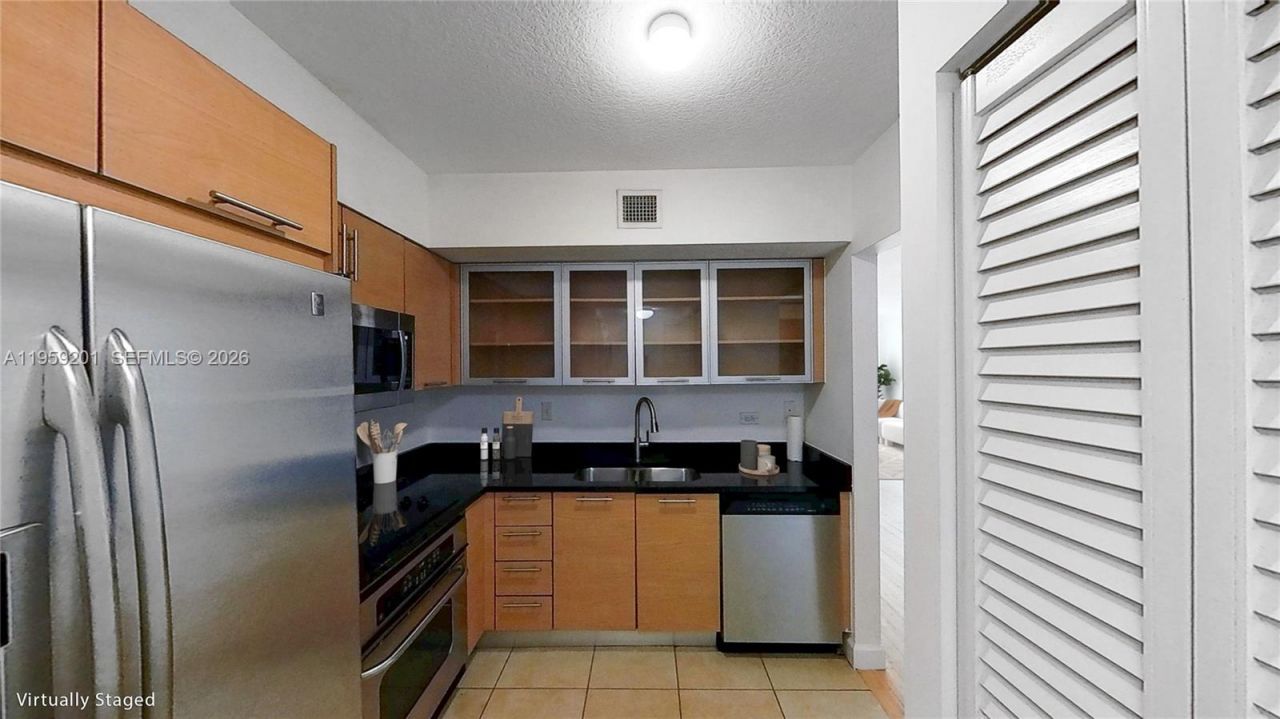 31 SE 5th St, Unit 2408, Miami, FL 33131 Photo