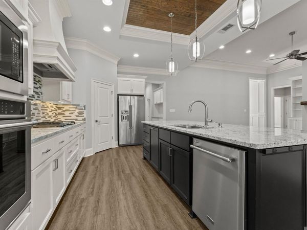 37384 Cypress Hollow Ave, Prairieville, LA 70769