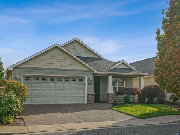 736 SE St Andrews Ln, Dallas, OR 97338