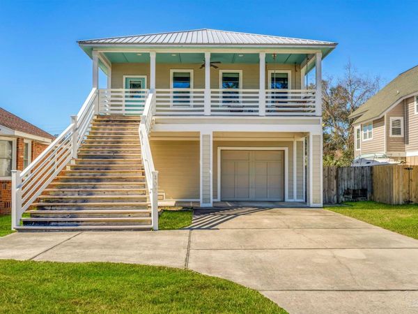 407 S 2nd St, Pensacola, FL 32507