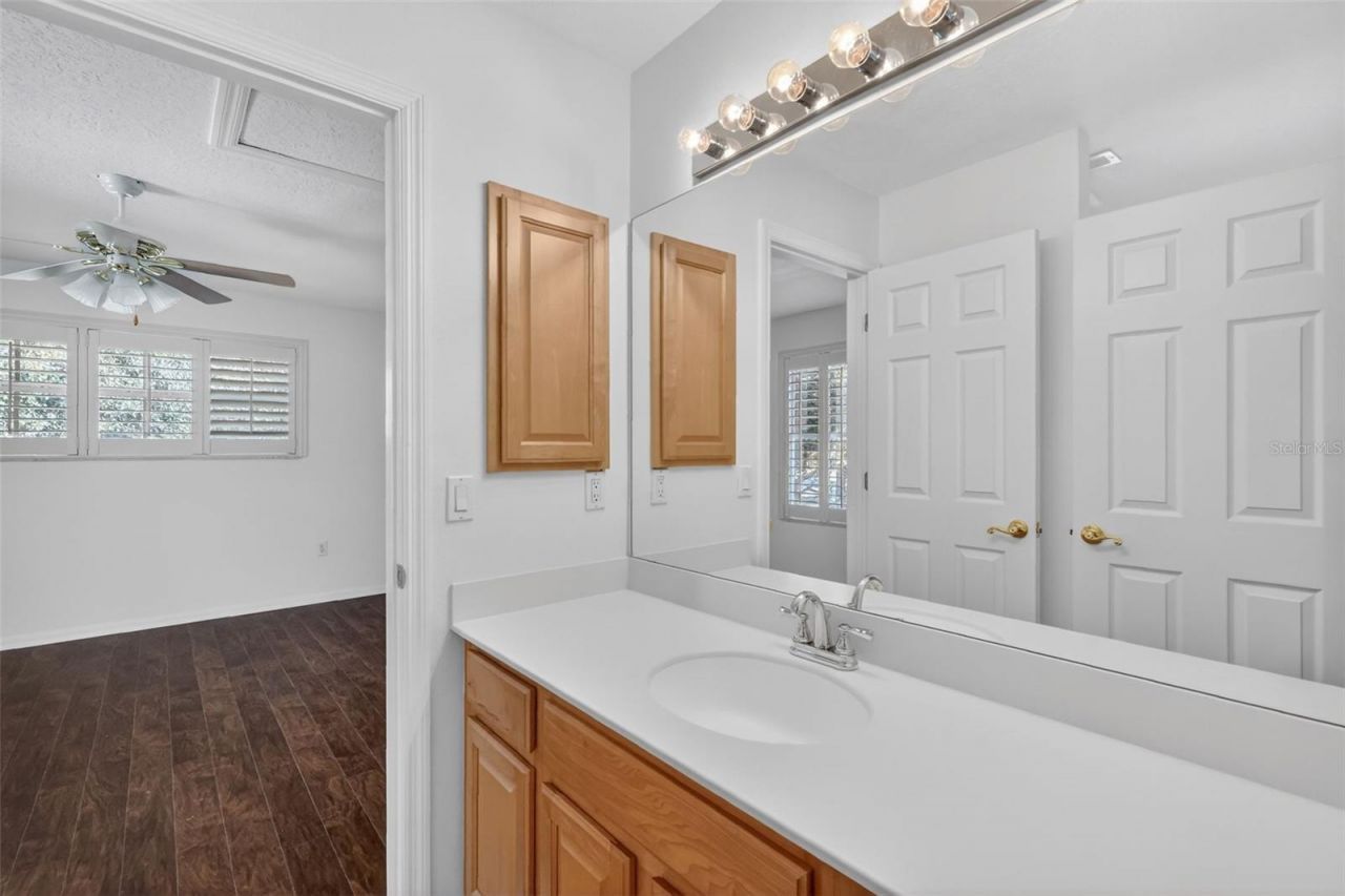 729 Strihal Loop, Oakland, FL 34787 Photo