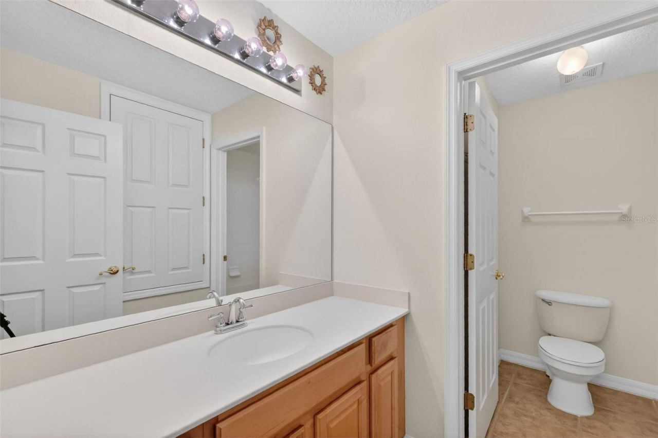 729 Strihal Loop, Oakland, FL 34787 Photo