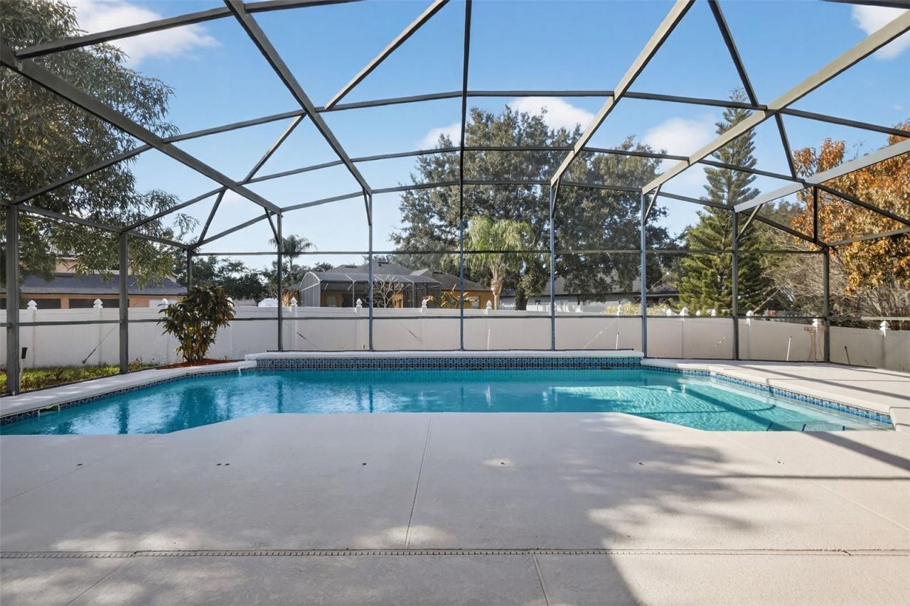 729 Strihal Loop, Oakland, FL 34787 Photo