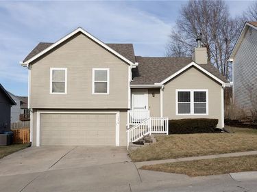 1846 Mallard Drive, Liberty, MO 64068