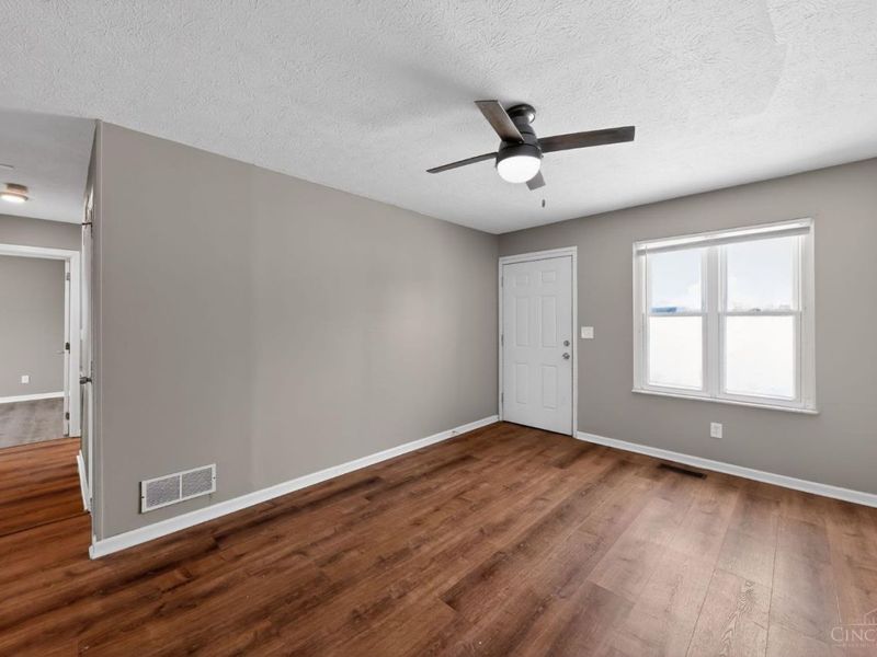 8949 Pippin Road, Colerain Township, OH 45251 Photo 12