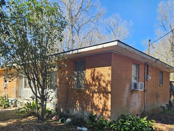 8451 Steve Johnson Dr, St Francisville, LA 70775