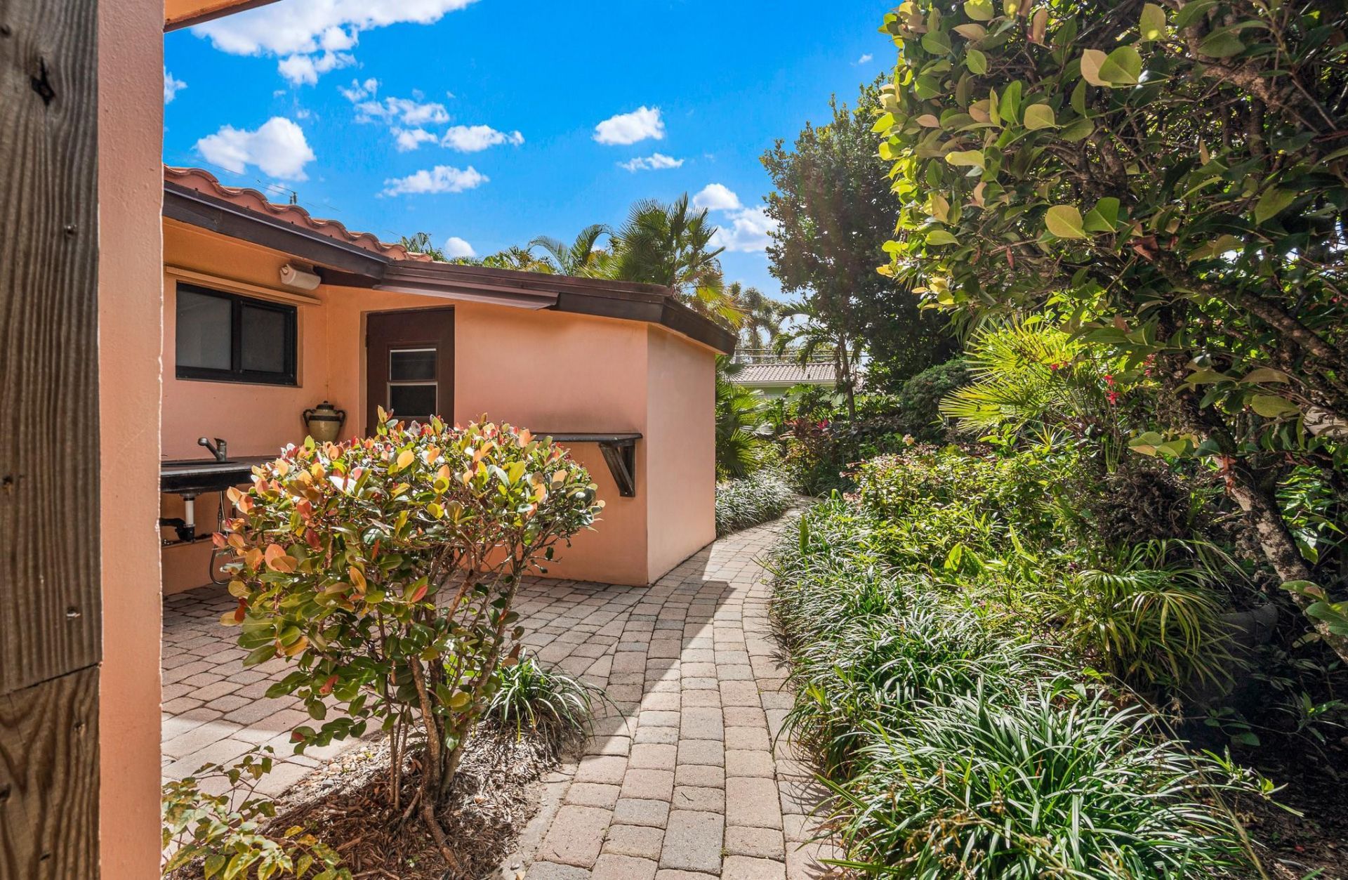 708 NW 6th Dr, Boca Raton, FL 33486 Photo