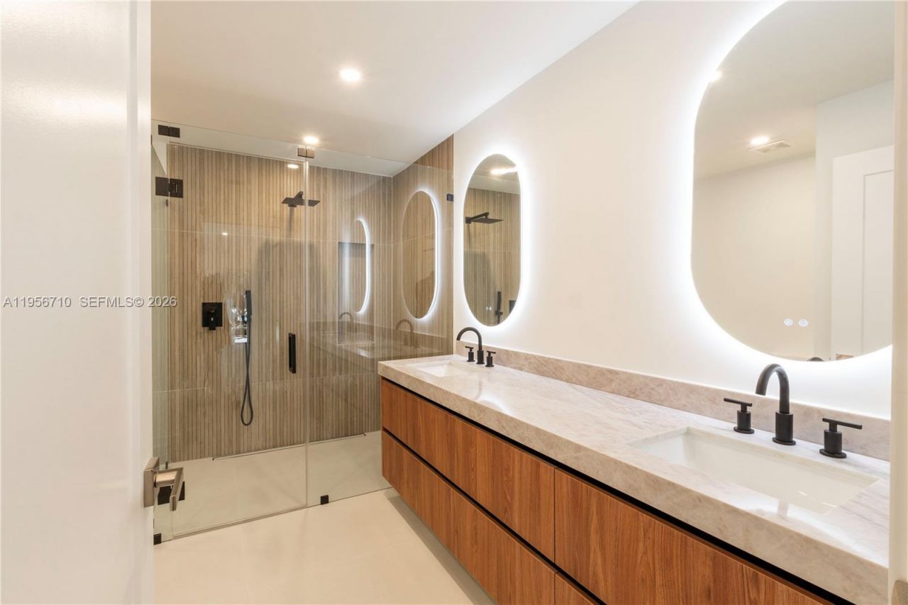 10831 SW 152nd Ct, Miami, FL 33196 Photo