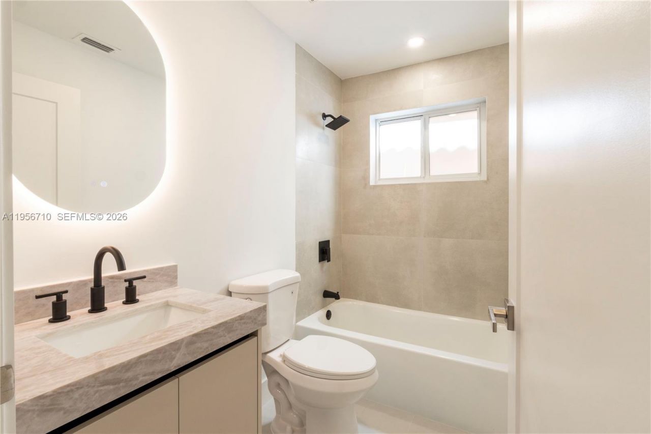 10831 SW 152nd Ct, Miami, FL 33196 Photo