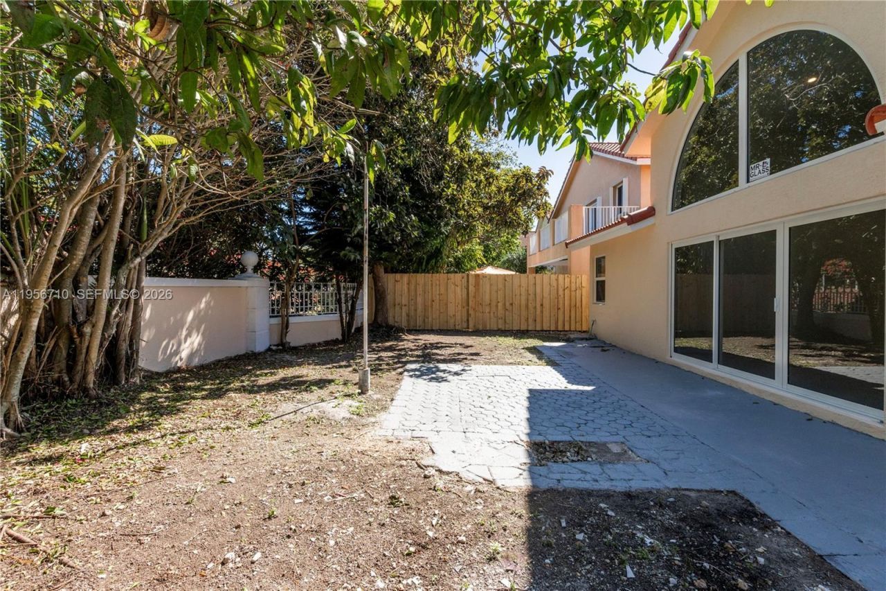 10831 SW 152nd Ct, Miami, FL 33196 Photo