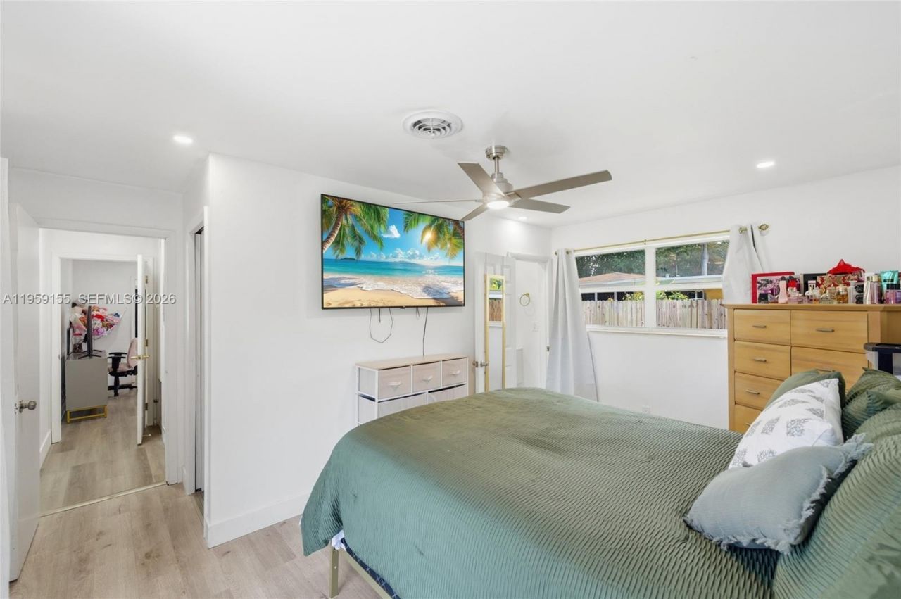 861 N Bel Air Dr, Plantation, FL 33317 Photo