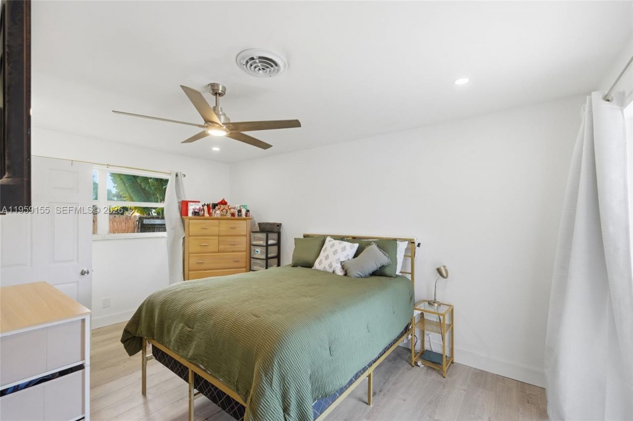 861 N Bel Air Dr, Plantation, FL 33317 Photo